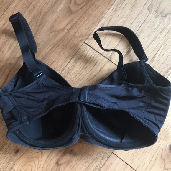 NOPPIES Maternity Bra Black Seamless Nursing Top Breastfeeding T-Shirt Bra 32E - Picture 4 of 6